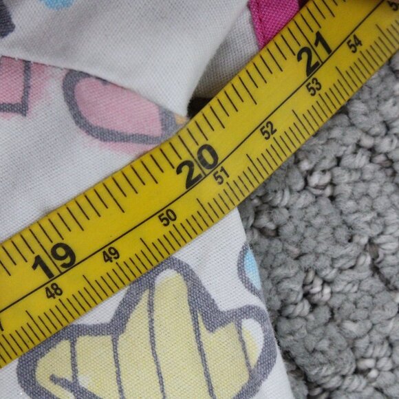 Hello Kitty Scrub Top Womens Medium M Pink All Over Print V Neck Medical Y2k - Picture 8 of 9